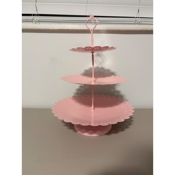 Other - Pink 3 Tier Metal Cupcake Stand Eyelet Lace Scalloped Edge Dessert Tower 16in